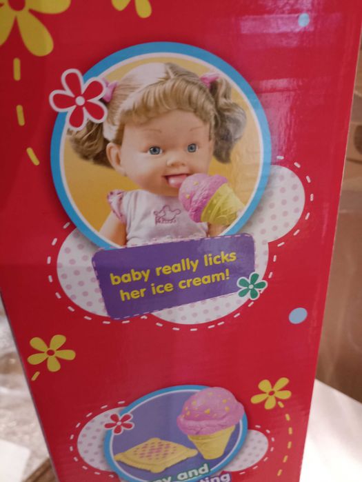 Śliczna bajkowa lalka