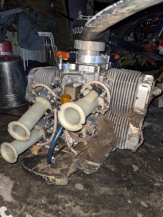 Двигун "мопеда" 550см3