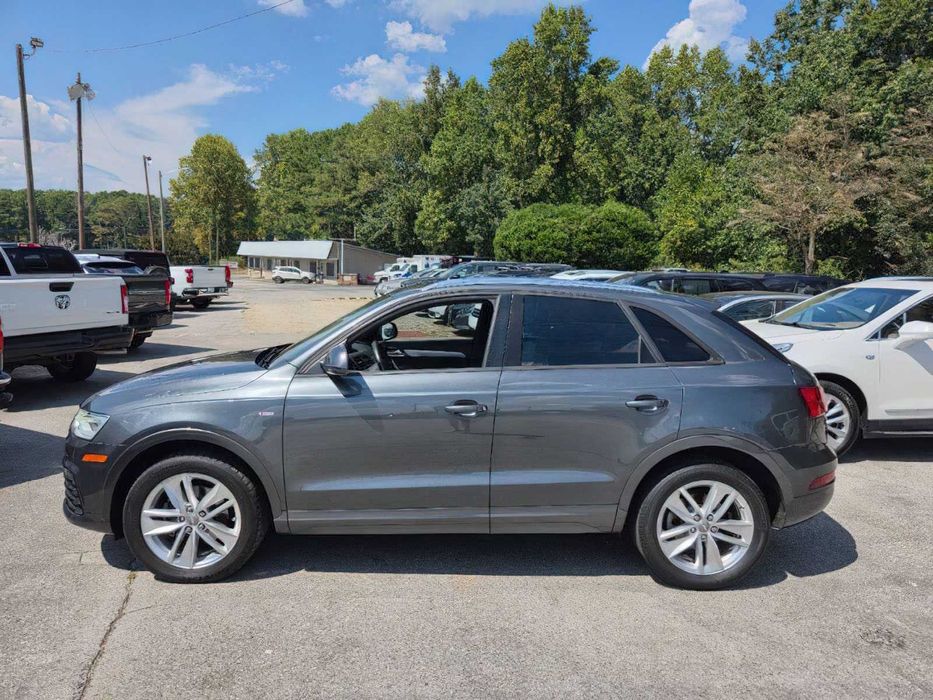 Audi Q3      2018