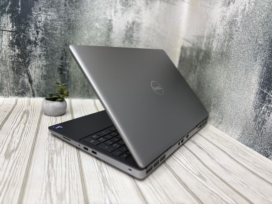 Dell Precision 7560|i9-11950H|32GB RAM|SSD 1 TB|Quadro RTX A4000 8GB