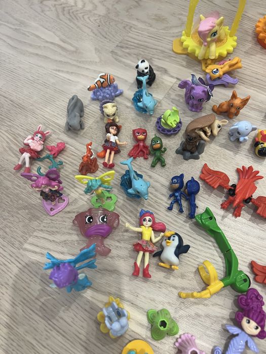 Кіндери різні