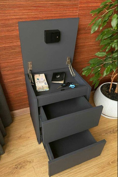 Приліжкова тумбу-сейф "Скарбниця".Прикроватная тумба,комод,в спальню.