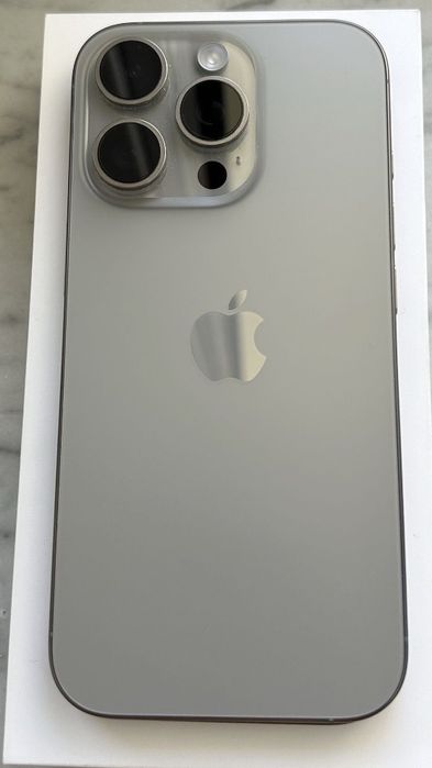 Vendo iPhone 16 Pro 128GB como novo