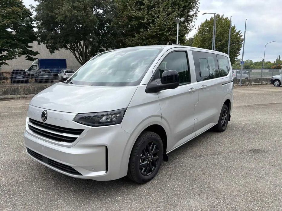 Wypożyczalnia Aut BUS Wynajem BUS 9 osobowy Automat VW Caravelle Samochód 9 osób F Vat Długi L2 150 KM
