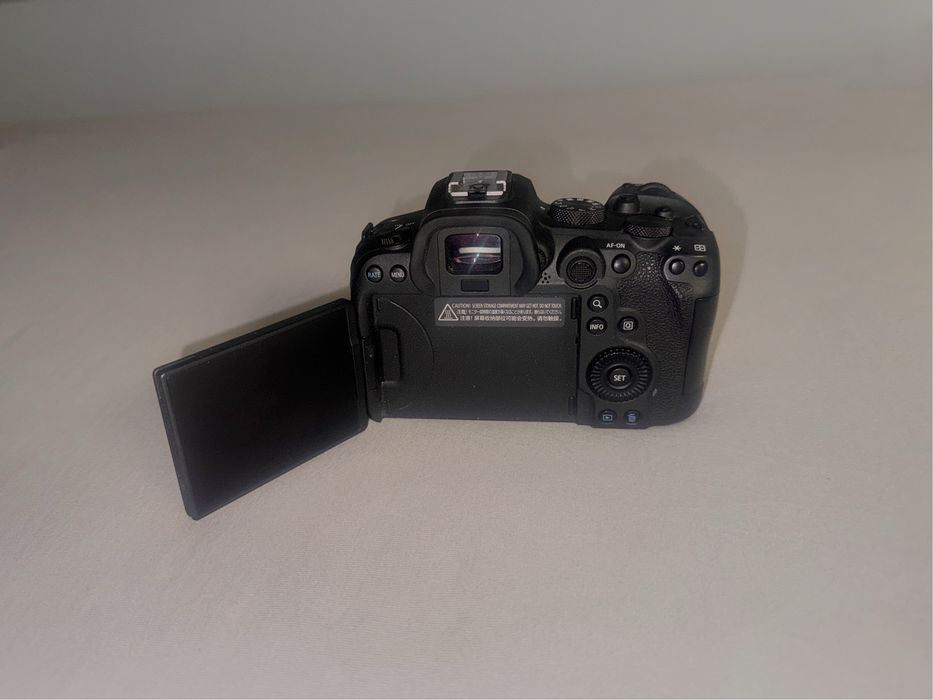Canon  R6