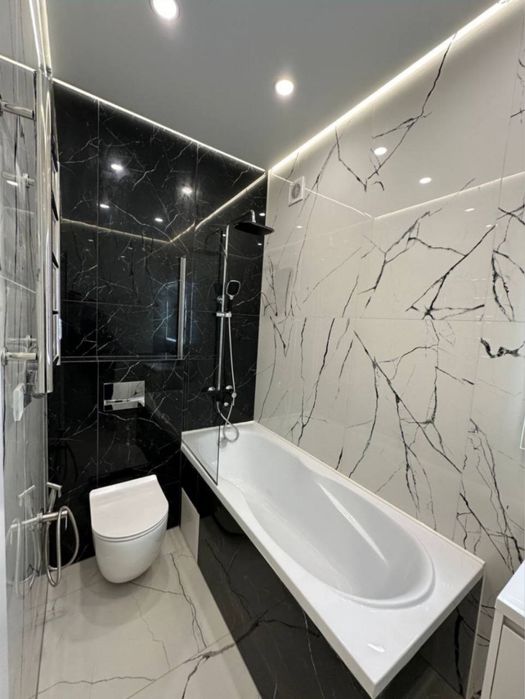 Подобово Vip 2-к.квартира. Центр мiста.