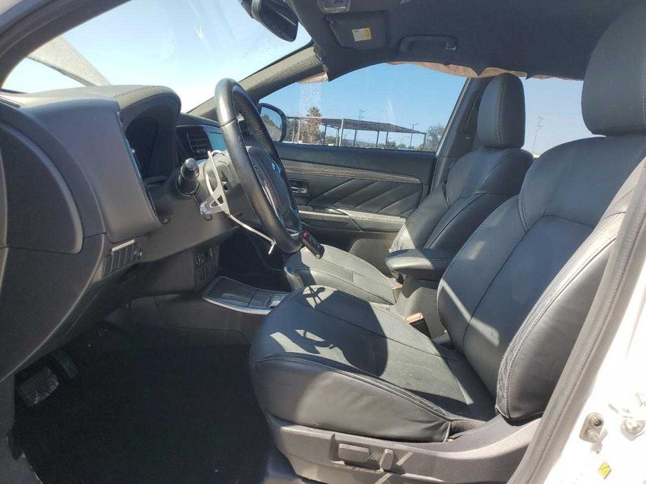 2019 Mitsubishi Outlander Hybrid