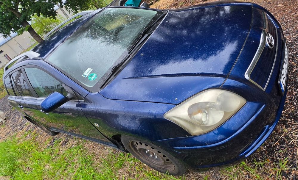 Toyota Avensis 2005rok 2.0 benzyna
