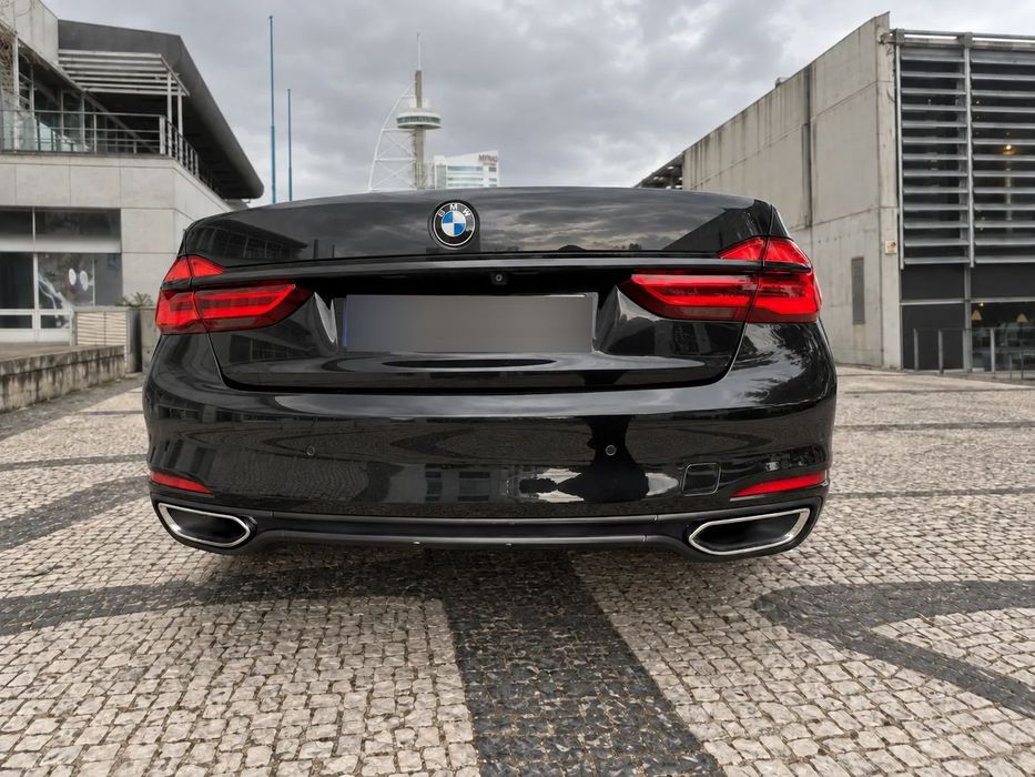 BMW 740