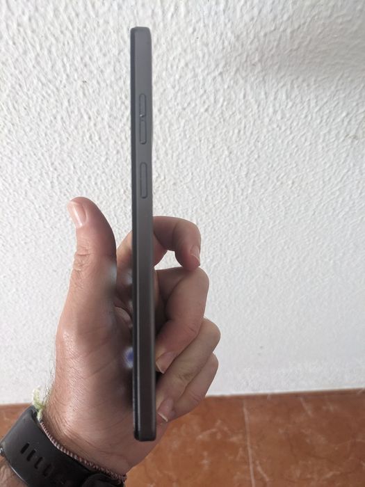Motorola E14 com caixa