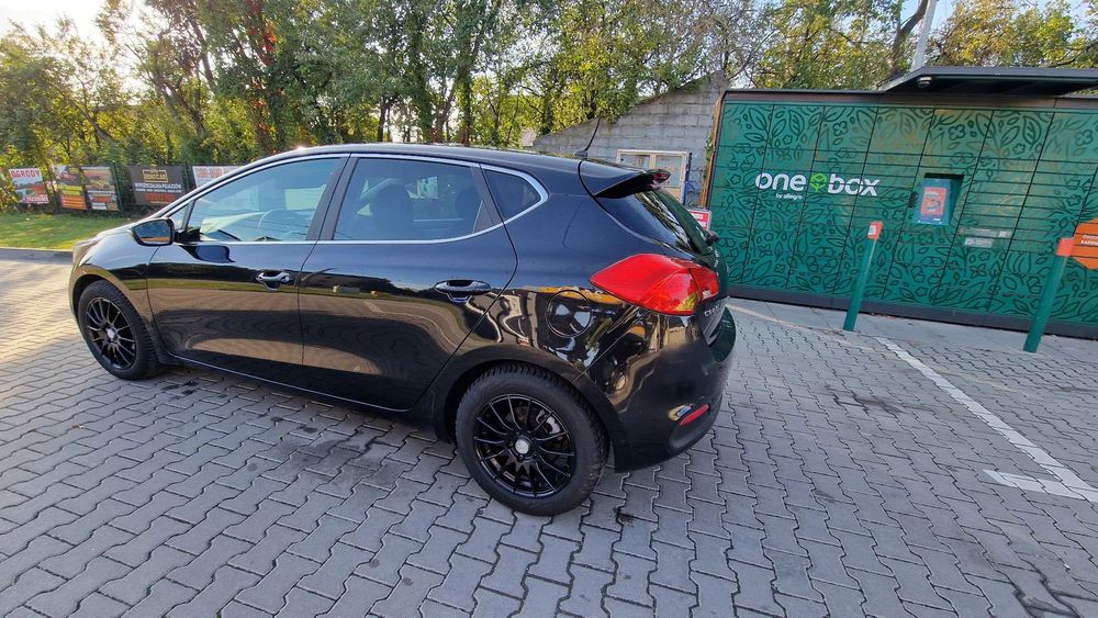 Kia Ceed 1.6 CRDI/110 KM/Klimatron/Skora/Parktron/Led/SUPERSTAN