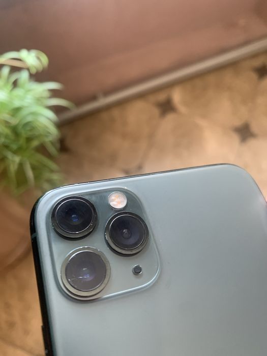 Продам iPhone 11 Pro Max 64GB