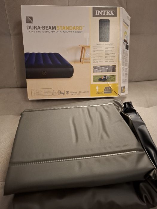 Intex materac dmuchany 99x191x25cm
Nowy, nieużywany