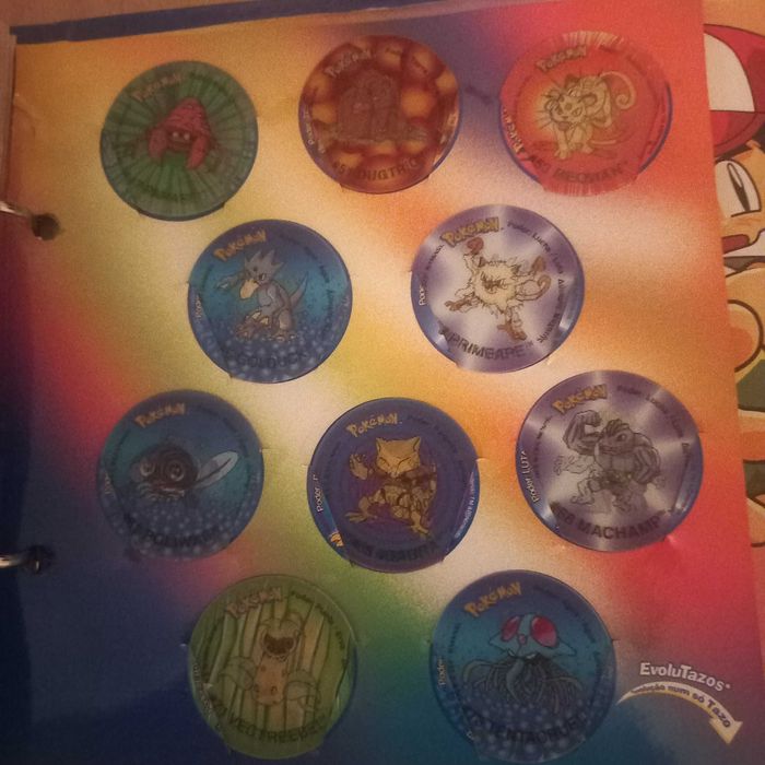 Colecao de tazos pokemon
