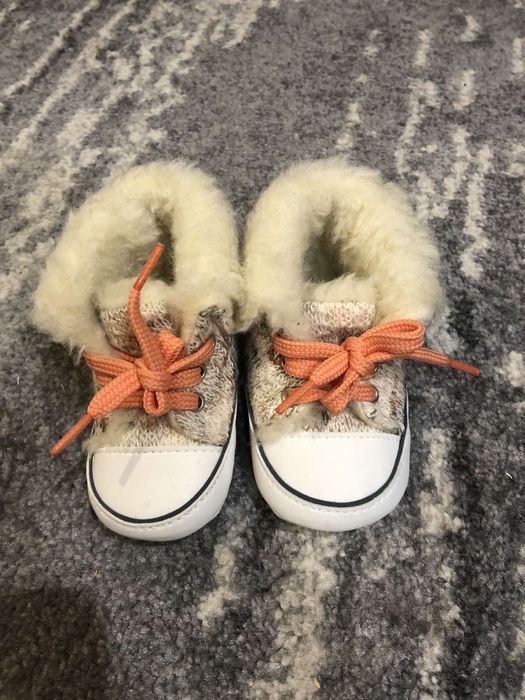 Дитячі ботінки