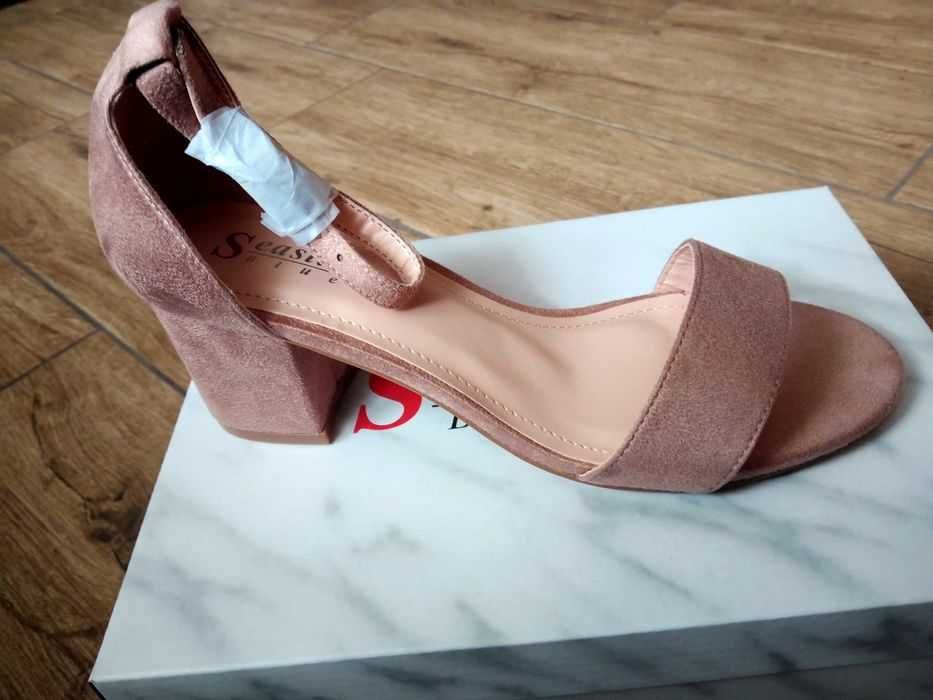 Nowe damskie sandały r37
