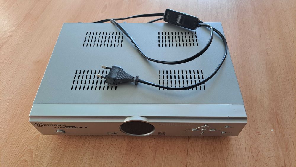 dekoder satelitarny metronic evo box II