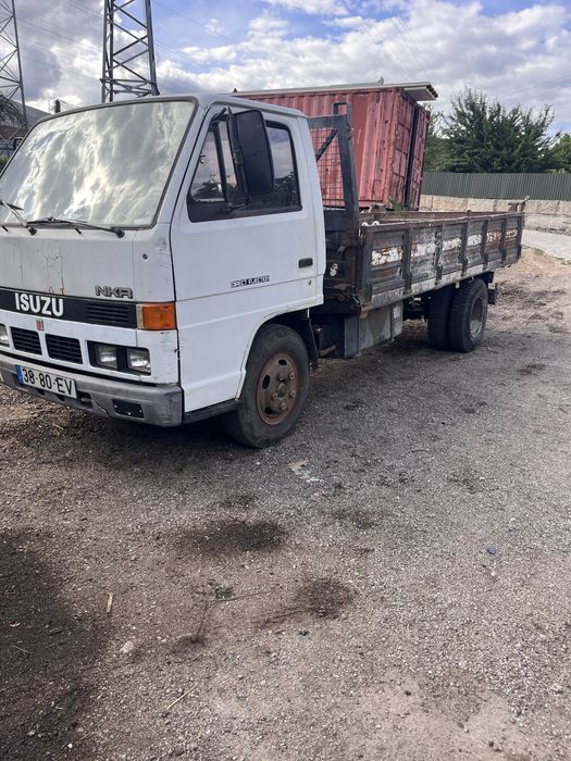 Isuzu 3300 com revisões feitas