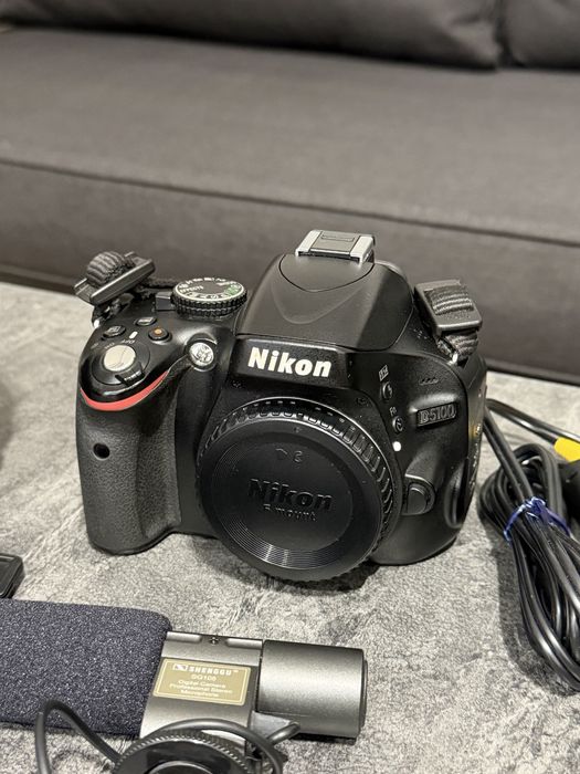Фотоапарат Nikon D 5100  максимальний комплект