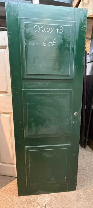 Porta de exterior antiga e robusta 220X79 cm