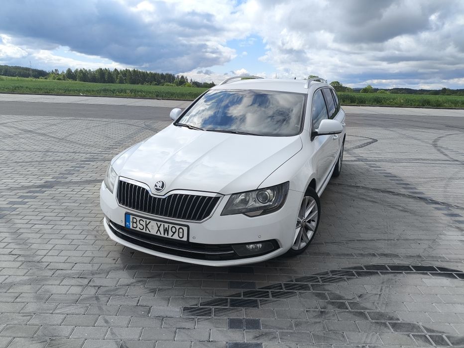 Skoda Superb 2.0 TDI 4x4 kombi.