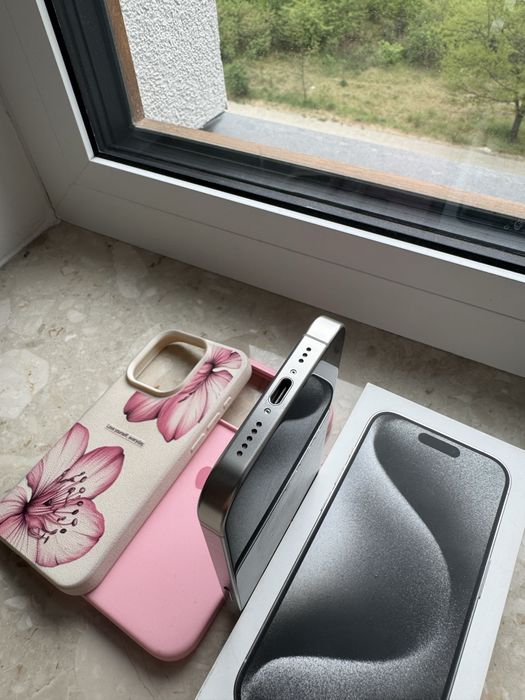 iPhone 15 Pro 128gb biały tytan