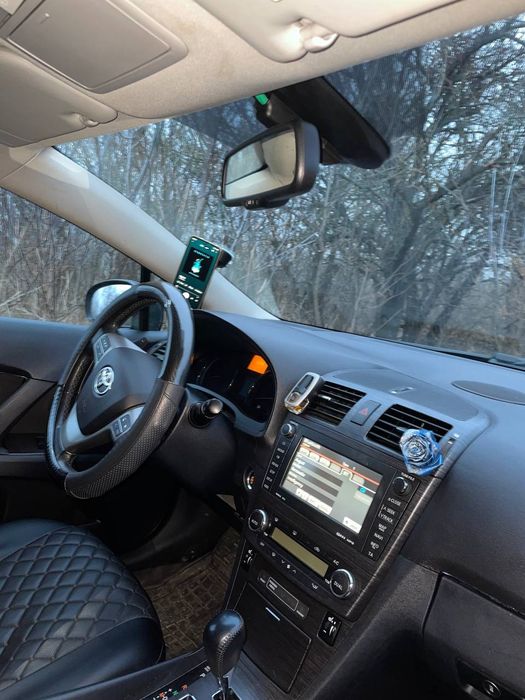 Toyota Avensis T27 2.2 дизель