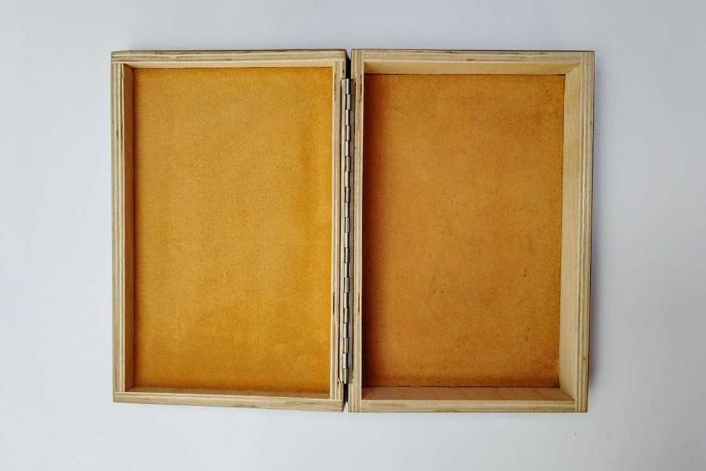 Шкатулка - чеканка СССР