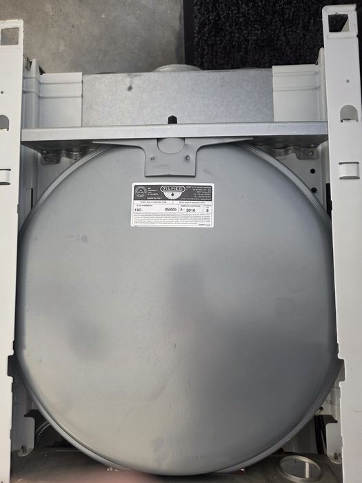 Esquentador Caldeira Riello Residence com avaria