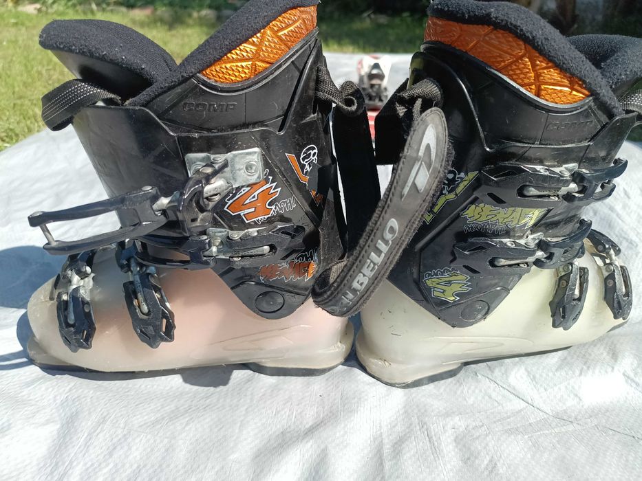 Narty 110, buty, kask- komplet dla dziecka