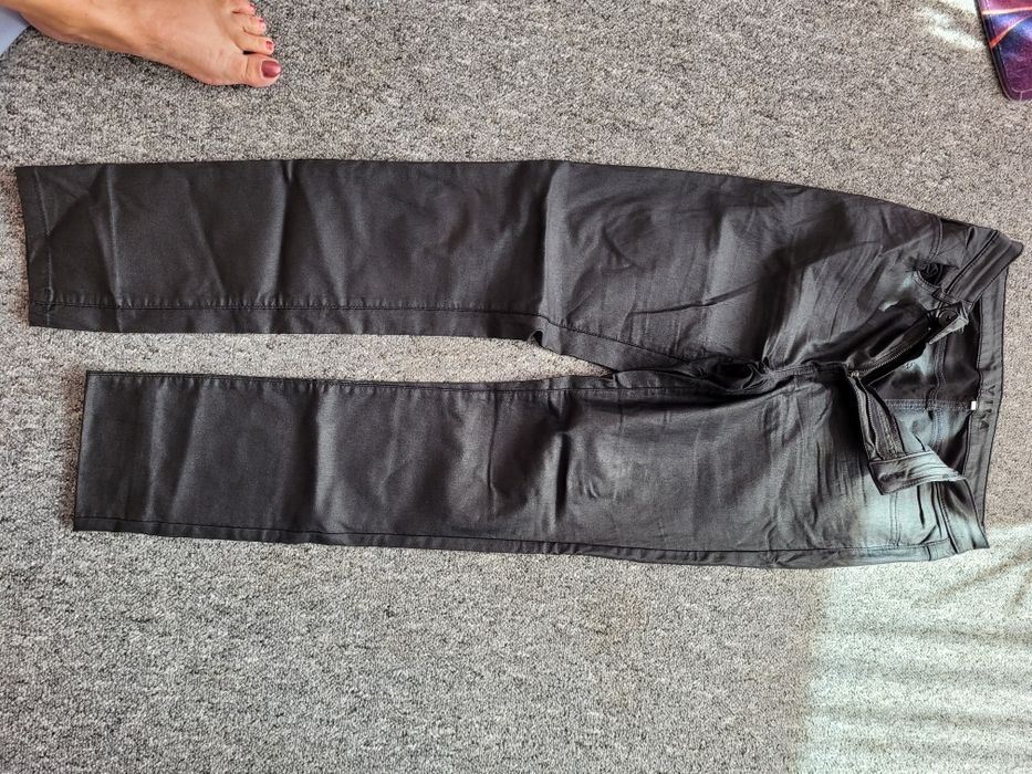 Spodnie skóra rozmiar 38 nowe