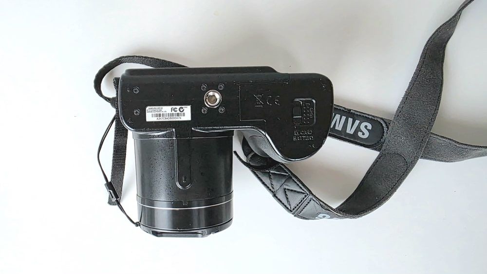 Aparat cyfrowy Samsung WB100