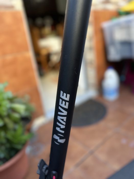 Navee v40 em bom estado