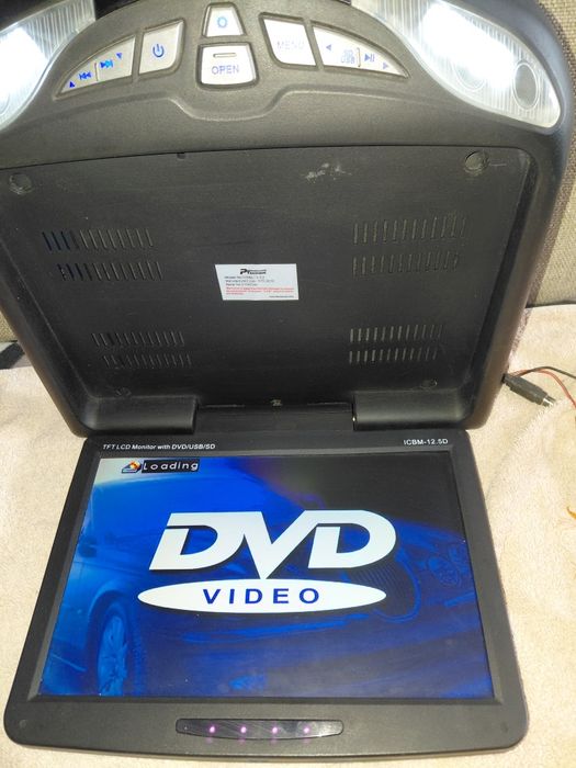Monitor sufitowy z odtwarzaczem DVD