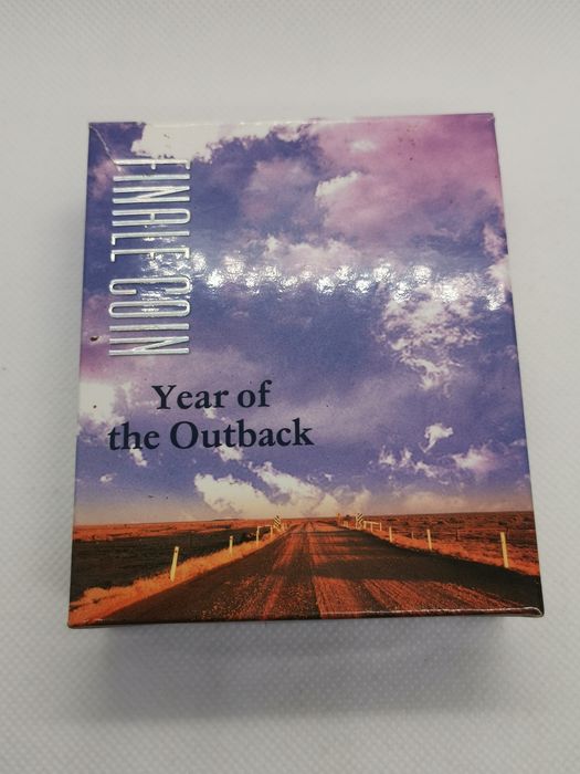 Срібна монета Австралії year of outback  2002 з голограмою