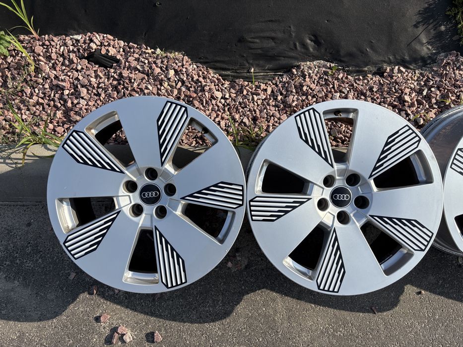 дисків оригінал Audi/Volkswagen 5x112 R19 Audi e-tron Q5 Q7 Q8 Id4 Id6