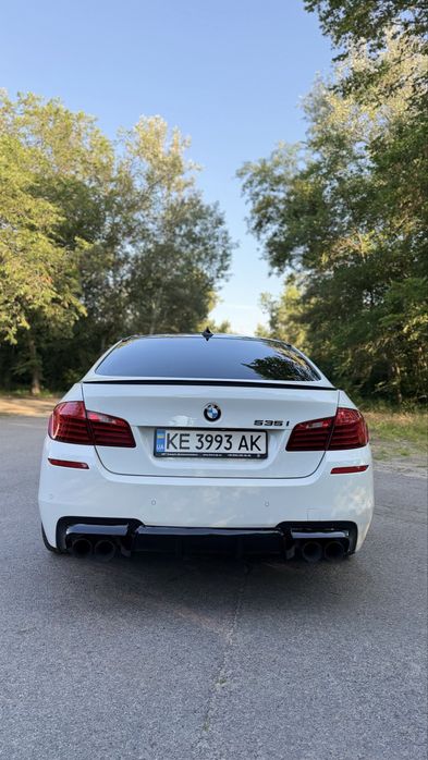 BMW 5 Series 2015 VIN WBA5B1C51FD920974 фото оголошення 3 з 8