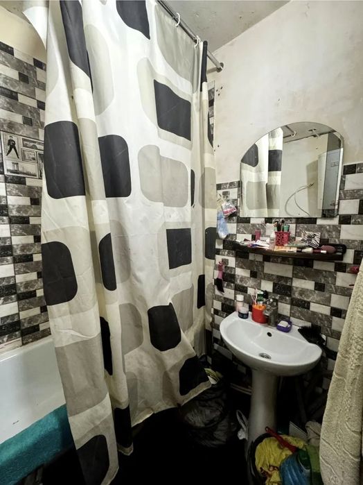 Продаж 2 кімнатної квартири, вул. Тинка