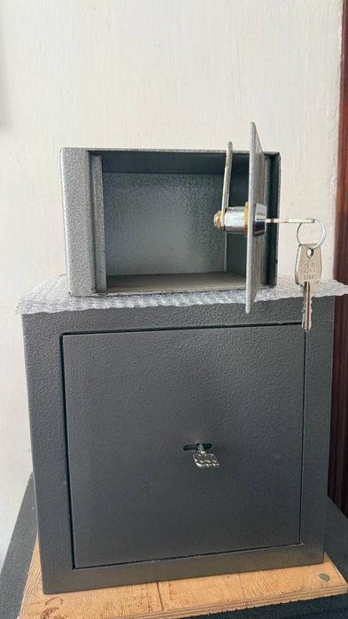 Продам сейф для зброї