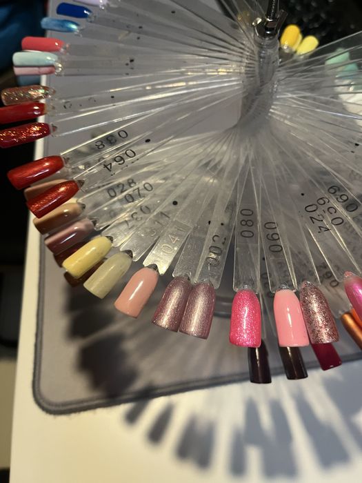 Expositor 8€, used, excellent condition64584496497155123