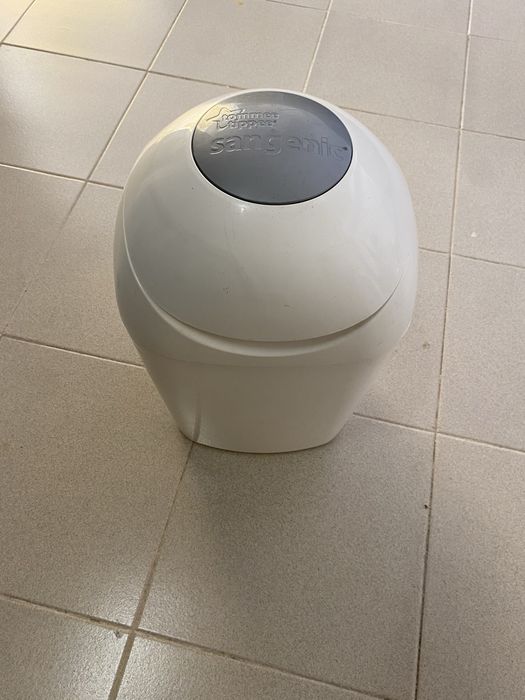 Caixote lixo fraldas