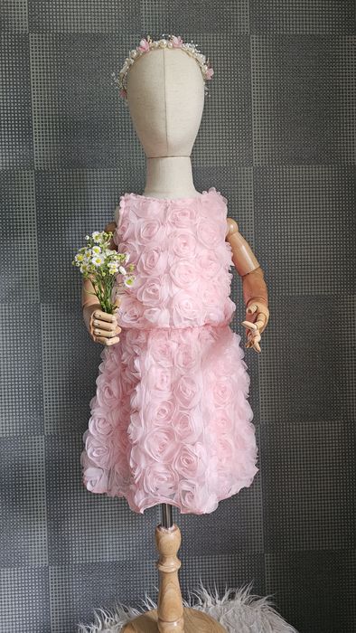 Дитяча святкова пишна рожева сукня костюм троянди 9м 1 рік 2 3 роки