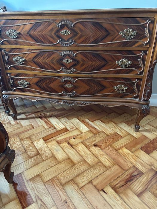 Cómoda de quarto vintage