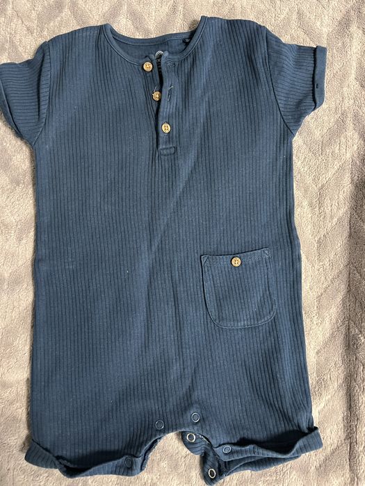 Набір дитячих ромперів 12-18 місяців