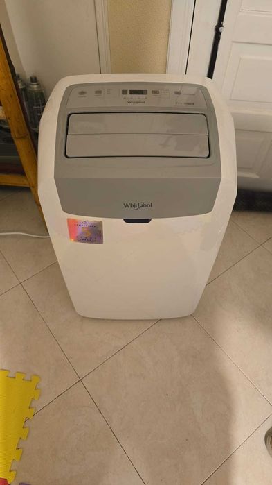 Ar condicionado portátil WHIRLPOOL 12000btu 06/2024 4 anos de garantia