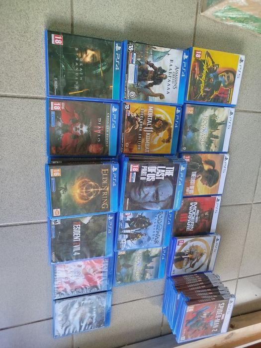 Сувенирные диски PS4 / PS5: Комплект 42 бокса (51 диск) — Для коллекции / Полок