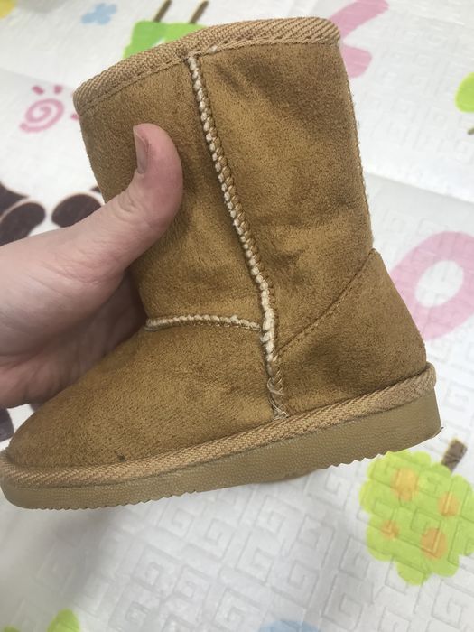 Уги уггі угі для дівчинки або хлопчика