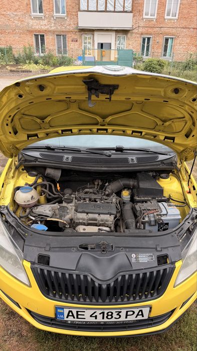 Skoda Fabia 2011 VIN TMBJH15J3CB500442 фото оголошення 4 з 8