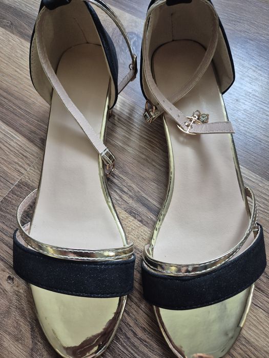 Buty damskie rozmiar 42