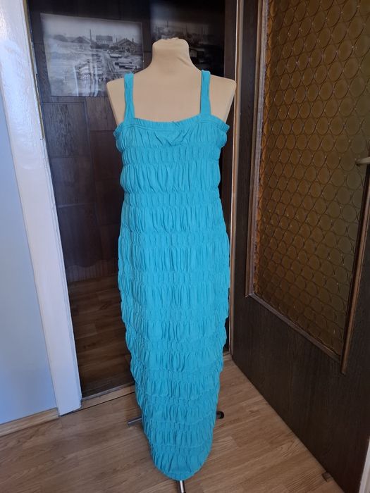 Sukienka damska długa.